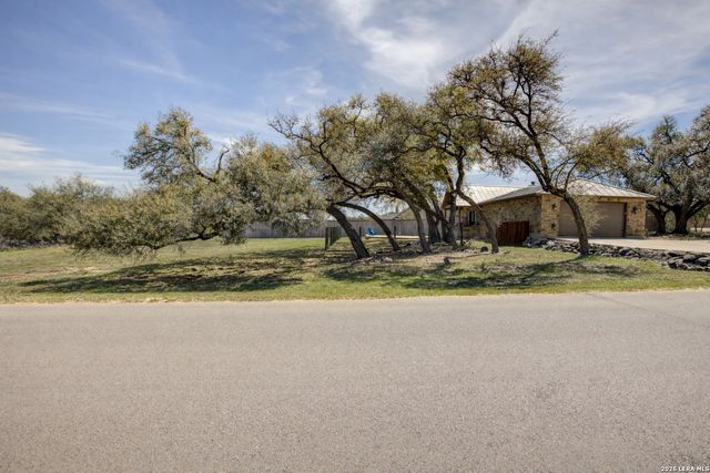 230 Falling Hills, New Braunfels, TX 78132
