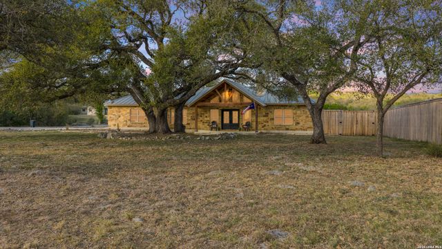230 Falling Hills, New Braunfels, TX 78132