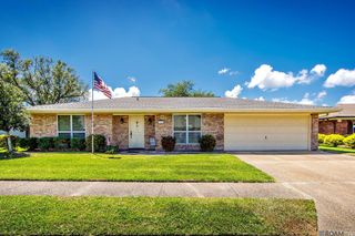 214 Raywood Dr, Houma, LA 70360