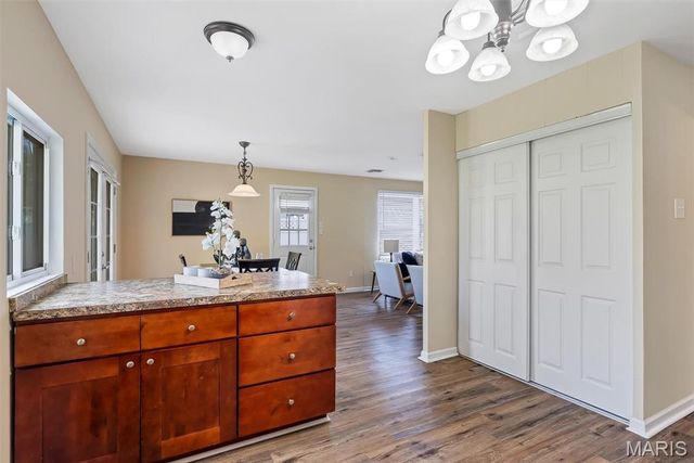 2944 Chevron Drive, St Louis, MO 63125