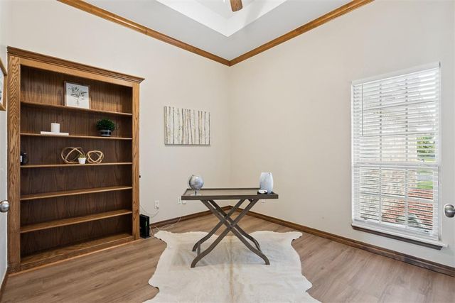 2216 SW 33rd Street, Moore, OK 73170