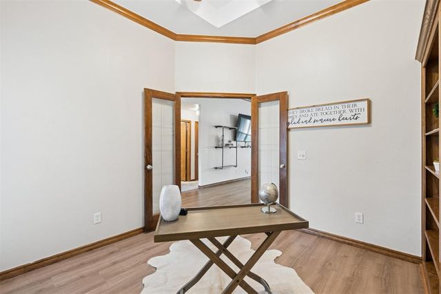 2216 SW 33rd Street, Moore, OK 73170