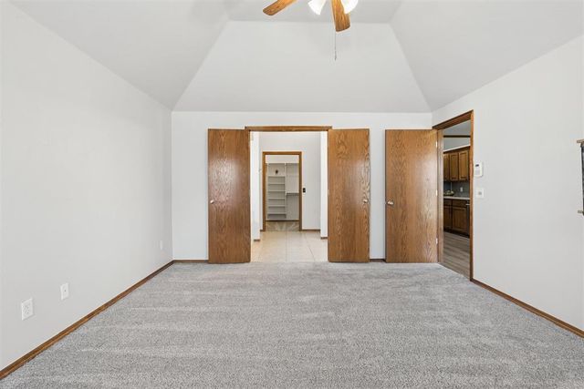 2216 SW 33rd Street, Moore, OK 73170