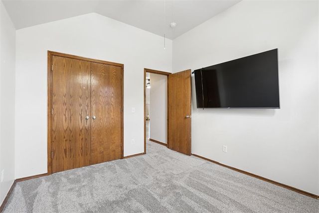 2216 SW 33rd Street, Moore, OK 73170