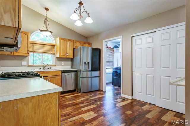 504 Greenwood Lane, Marthasville, MO 63357