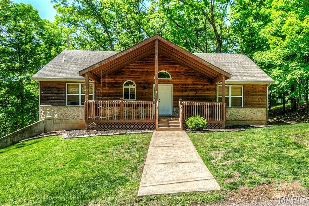 504 Greenwood Lane, Marthasville, MO 63357