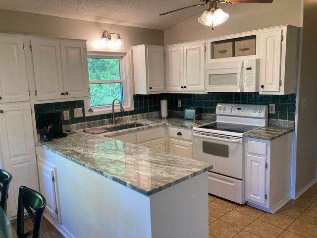 44 Wabash Drive, Cherokee Village, AR 72529