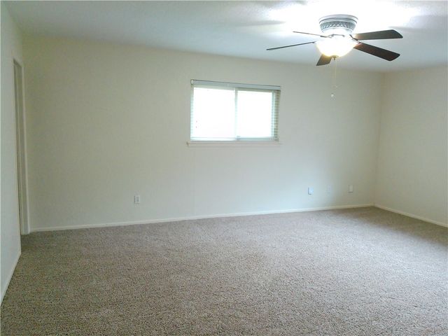 6306 Kristin Dr, Corpus Christi, TX 78414