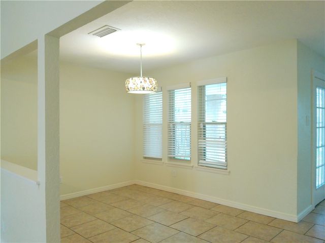 6306 Kristin Dr, Corpus Christi, TX 78414