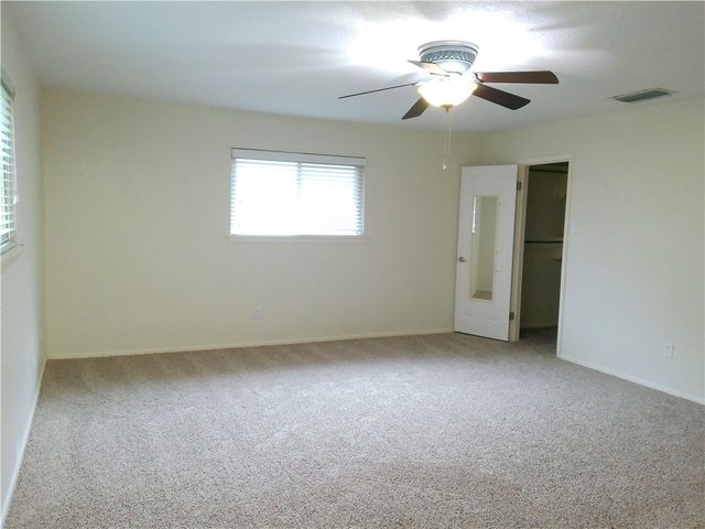 6306 Kristin Dr, Corpus Christi, TX 78414