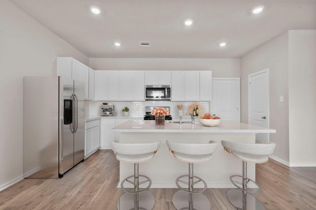 3542 Cardinal Pointe Drive, Angleton, TX 77515