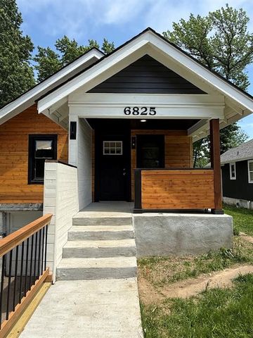 6825 S Benton Avenue, Kansas City, MO 64132