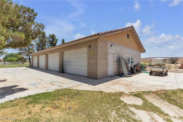 825 West Ryan Avenue, Overton, NV 89040