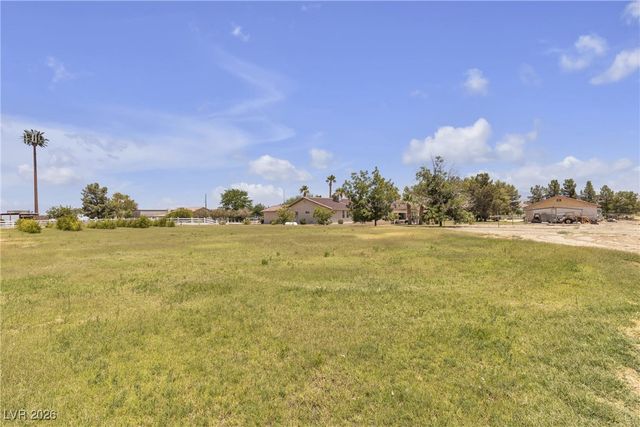 825 West Ryan Avenue, Overton, NV 89040