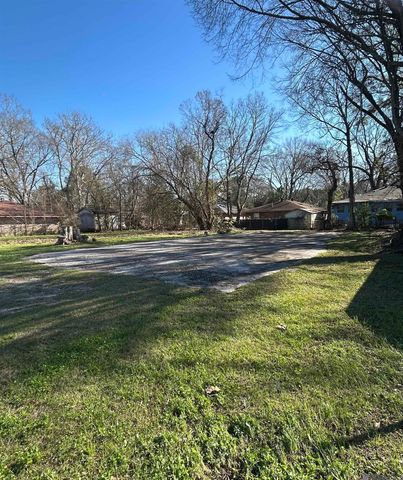 Lot 28 and 29 70th Ave, Baton Rouge, LA 70807
