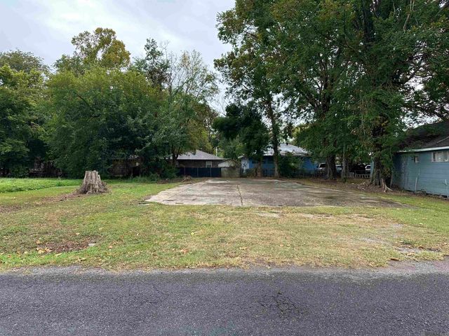 Lot 28 and 29 70th Ave, Baton Rouge, LA 70807