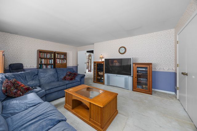 34052 N Fischer Drive, Ingleside, IL 60041