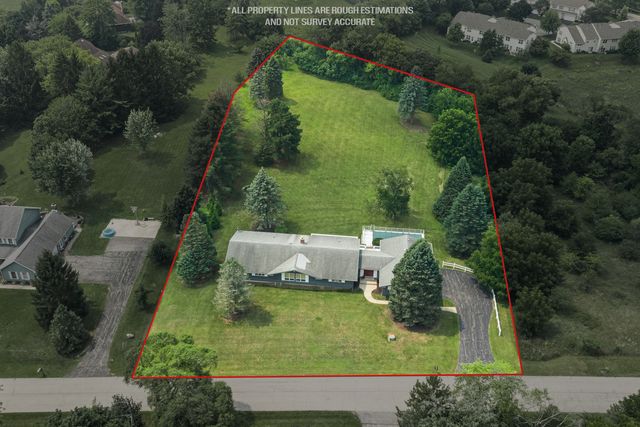 34052 N Fischer Drive, Ingleside, IL 60041