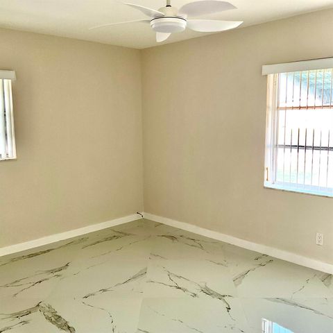 116 Leisureville Boulevard, Boynton Beach, FL 33426