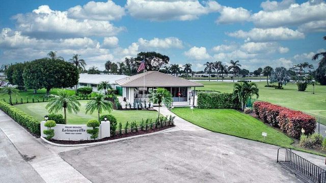 116 Leisureville Boulevard, Boynton Beach, FL 33426