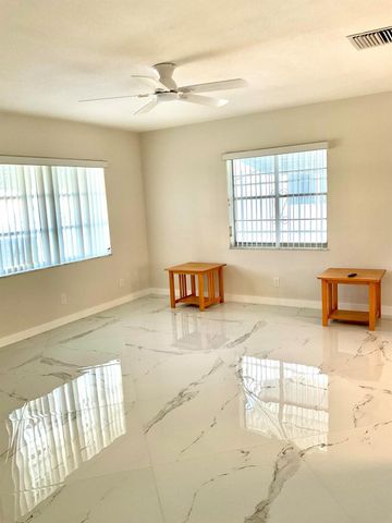 116 Leisureville Boulevard, Boynton Beach, FL 33426