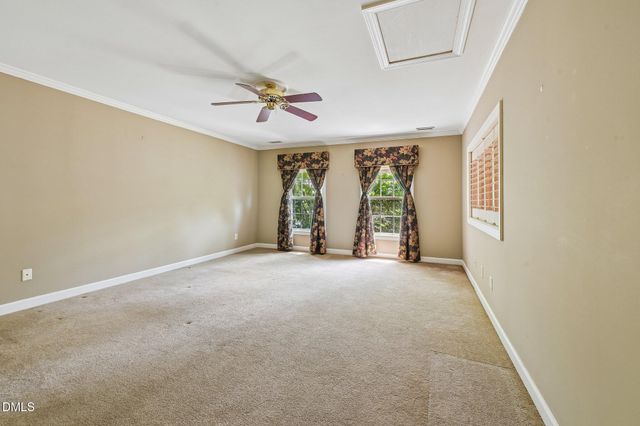 204 Walter Hagen Drive, Mebane, NC 27302