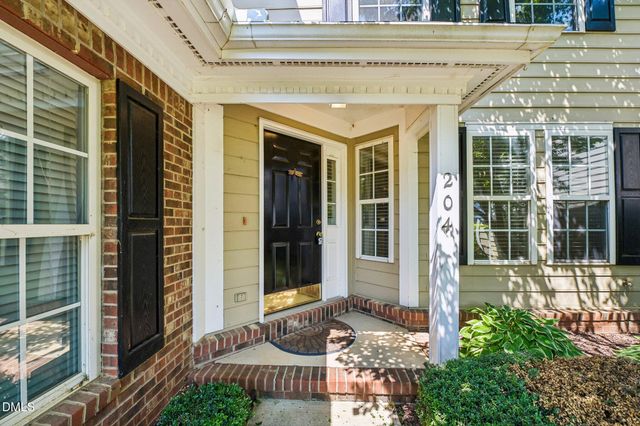 204 Walter Hagen Drive, Mebane, NC 27302