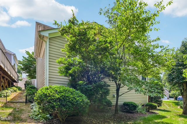 204 Walter Hagen Drive, Mebane, NC 27302