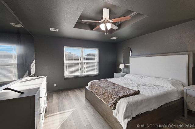 810 W 150th Street, Glenpool, OK 74033