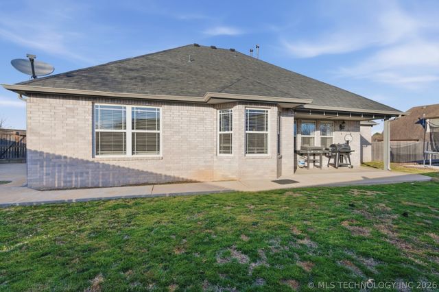 810 W 150th Street, Glenpool, OK 74033