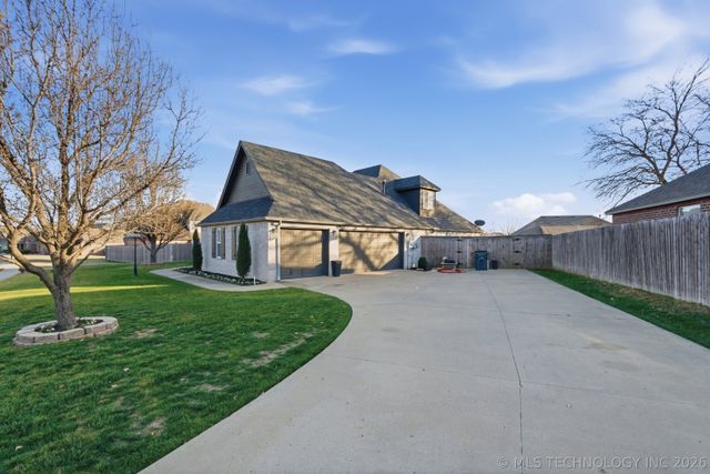 810 W 150th Street, Glenpool, OK 74033