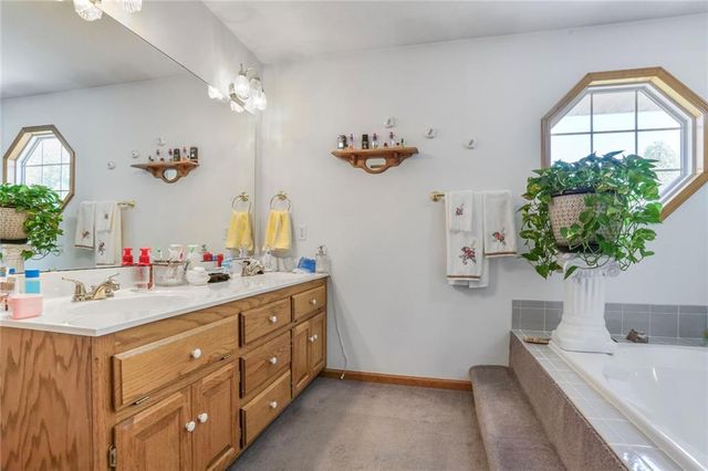 19412 Shanks Road, Holt, MO 64048