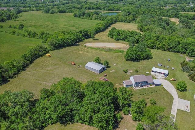 19412 Shanks Road, Holt, MO 64048