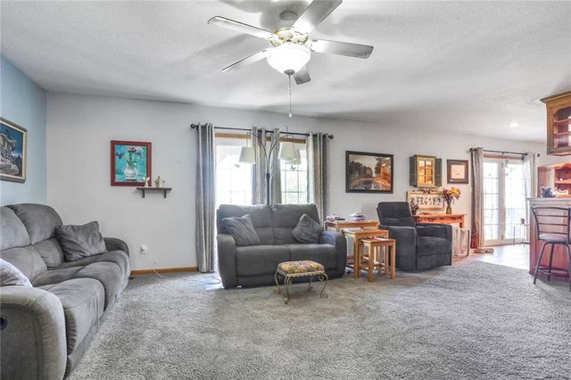 19412 Shanks Road, Holt, MO 64048