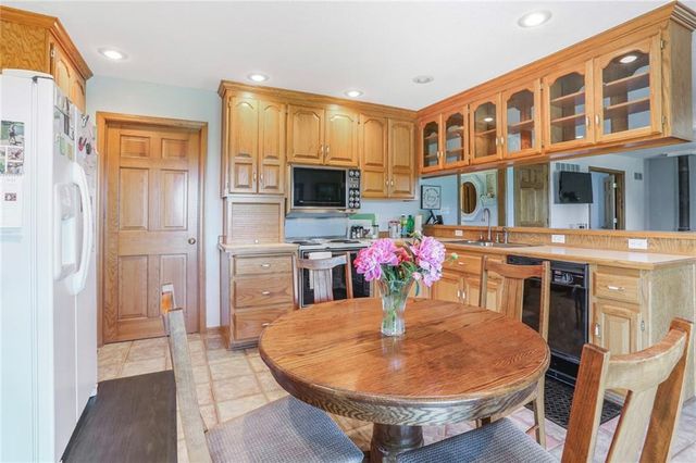 19412 Shanks Road, Holt, MO 64048