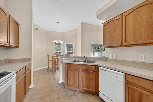 36731 TROPICAL WIND LANE, Grand Island, FL 32735