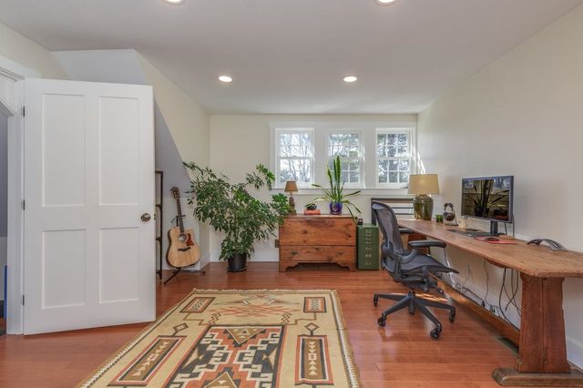 21 Gould Hill Road, Hopkinton, NH 03229