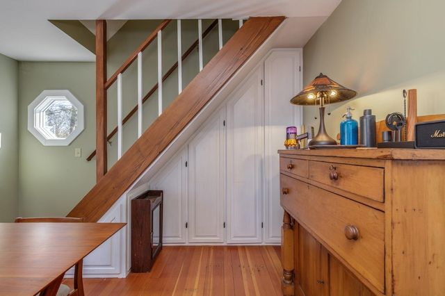 21 Gould Hill Road, Hopkinton, NH 03229