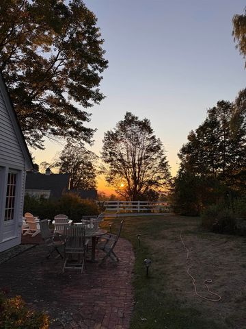 21 Gould Hill Road, Hopkinton, NH 03229