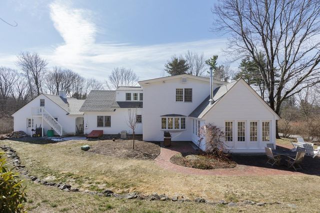 21 Gould Hill Road, Hopkinton, NH 03229