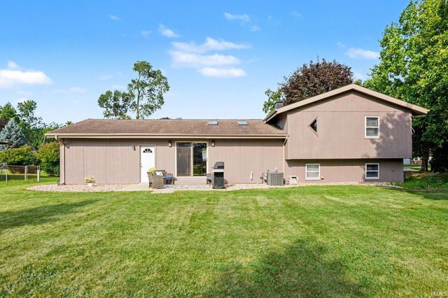 55944 Buckeye Road, Mishawaka, IN 46545