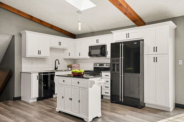 55944 Buckeye Road, Mishawaka, IN 46545