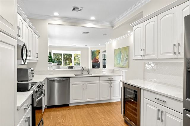 1380 Saint Catherines Circle, Vero Beach, FL 32967