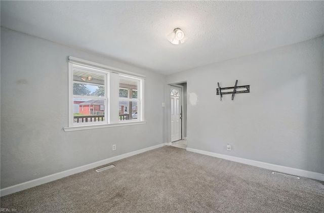 112 Nicholson ST, Portsmouth, VA 23702