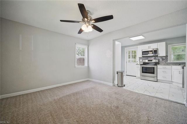 112 Nicholson ST, Portsmouth, VA 23702