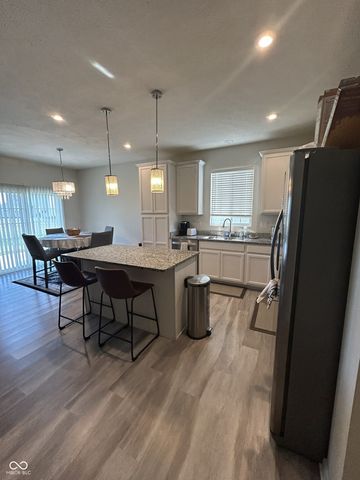 4557 Timberline Trail, Whitestown, IN 46075