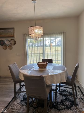 4557 Timberline Trail, Whitestown, IN 46075