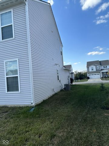 4557 Timberline Trail, Whitestown, IN 46075