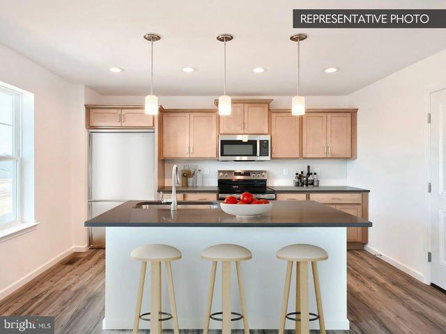 SASSAFRAS PLAN AT THE SEASONS, Dover, PA 17315