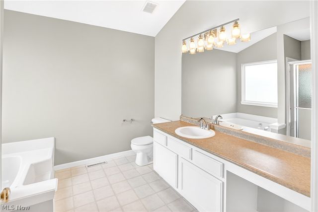 632 Sovereign Lane, Medina, OH 44256